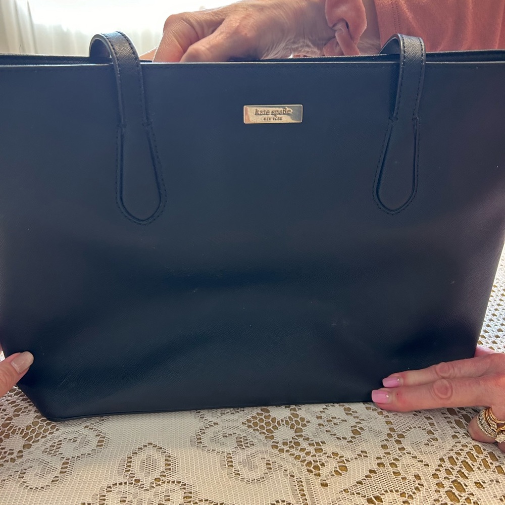 Black Kate Spade Tote 10 x 15 - Picture 1 of 4